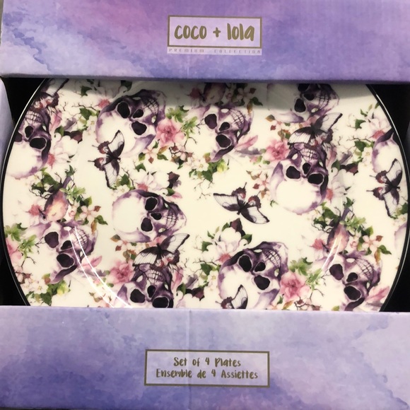 Accessories - Skull butterfly set of 4 coco + Lola bone China plates 10.5 in nwt Halloween